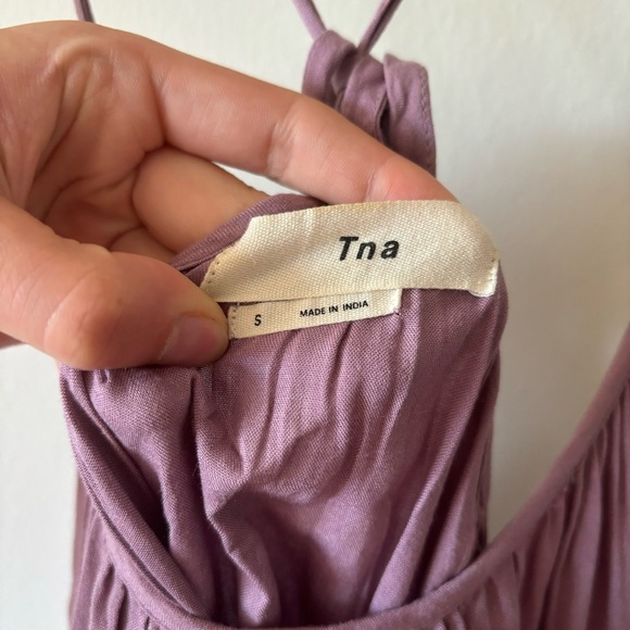 Aritzia TNA Womens Open Black Flowy Tie Ruffle Tiered
Mini Dress in Lavender - Picture 11 of 14